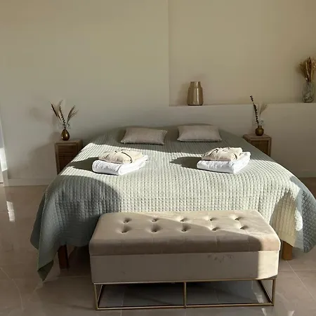 Do Algarve Eco-friendly Countryside Retreat Heated Pool 21 Guests Armacao De